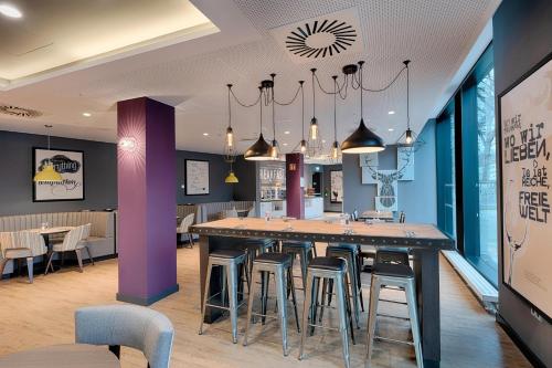 Bar/lounge, Premier Inn Berlin City Wilmersdorf in Wilmersdorf