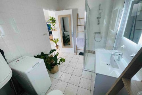 La petite maison du Loubat avec jardin in Saint-Jean-d'Angely