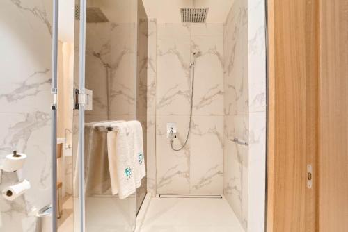 Premium 2BR Address Opera Downtown Dubai - image 3