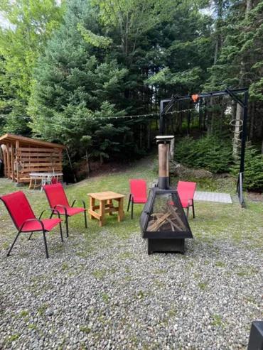 Chalet Le Mona in Notre-Dame-Des-Bois (QC)