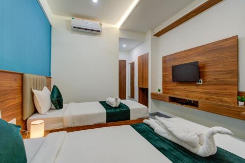 room detail thumbnail 0