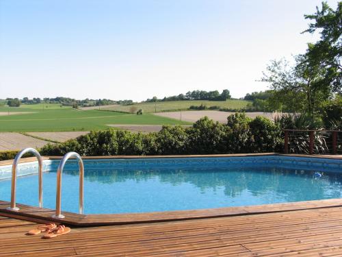 Gite - Vin Rose in Sousmoulins