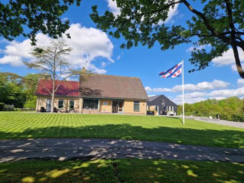  Grutsk op 12, Pension in Drachten bei Delfstrahuizen