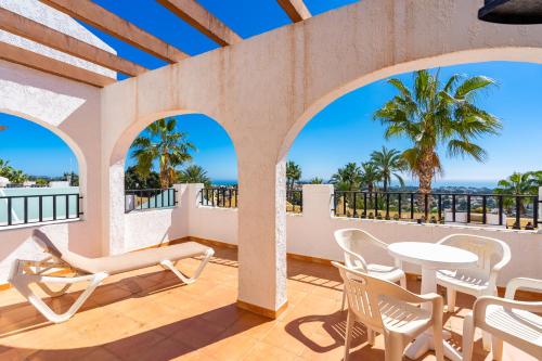 beranda/teres, Bungalows Imperial Park Unitursa in Les Cometes