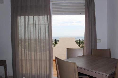 beranda/teres, Bungalows Imperial Park Unitursa in Les Cometes