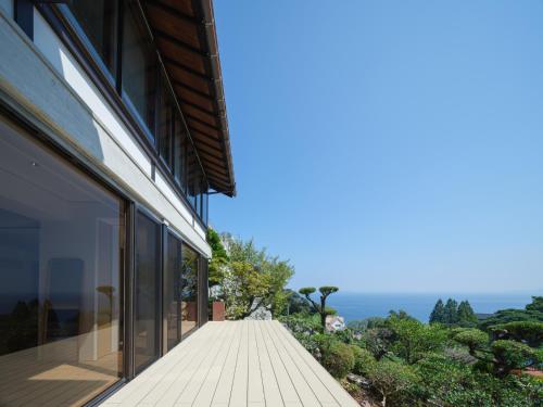 Poka Villa Matsushioen 松汐苑 熱海 in Izusan