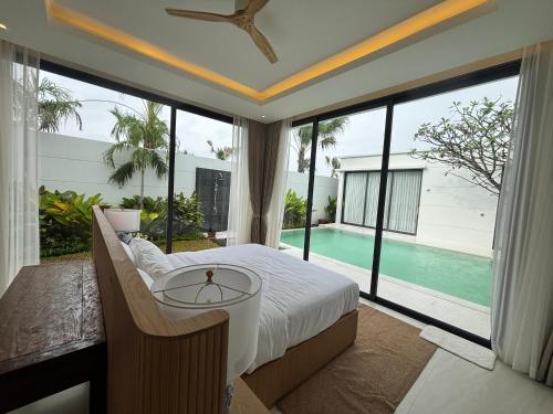 Phuket Moana Pool Villa near British International School Phuket