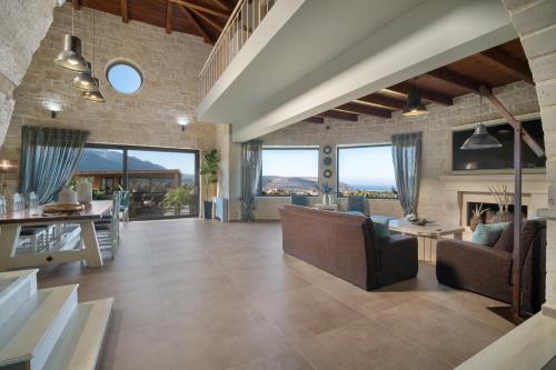 Petra Luxury Villa in Tilisos