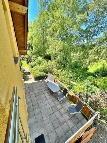 Apartment 33 Natur Ferienpark, in idyllischer Lage für Wanderurlaub und Naturgenuss Entspannen im Waldgebiet in Nieheim, Deutschland