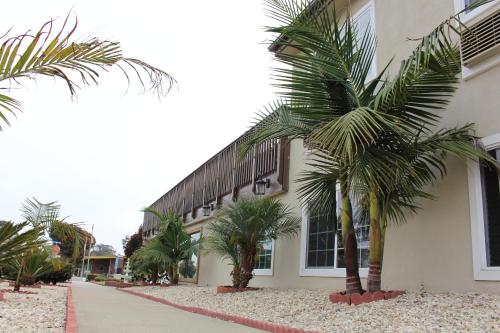 ทัศนียภาพภายนอกโรงแรม, ซี แอร์ อินน์ แอนด์ สวีท - ดาวน์ทาวน์ มอร์โรเบย์ (Sea Air Inn & Suites - Downtown Morro Bay) in มอร์โรเบย์ (CA)