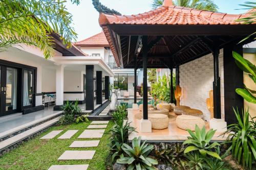Villa Mia Canggu- 3BR Pool Finns & Berawa Beach