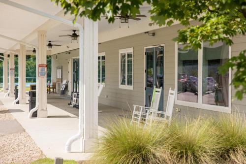 Üzletek, Occano Arnold Palmer Golf, Luxury 4 BD, Villa 114 in Edenton (NC)