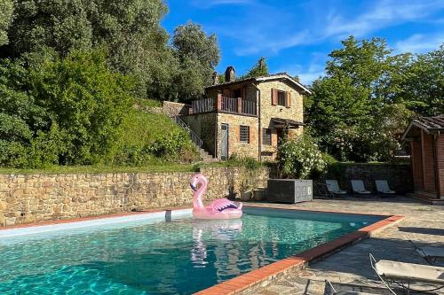 Зовнішній вигляд готелю, Tuscan Retreat With Pool And Panoramic Views in Пеша