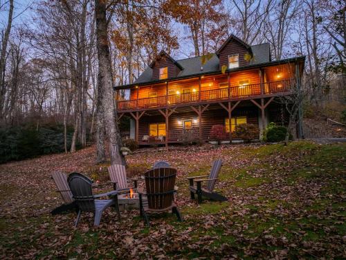Cabin Cove in Banner Elk, USA
