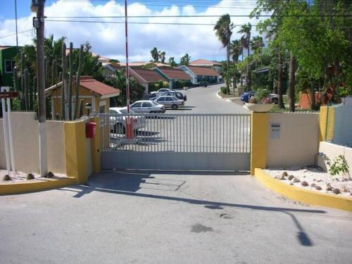 Modern appartement op resort Seru-Coral 4 pers 2 slpk met een groot zwembad - image 3