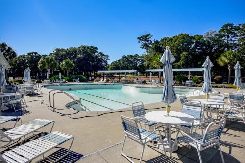 Fairway Views! Resort-Style Condo in Sunset Beach in Sansetbīča (NC)