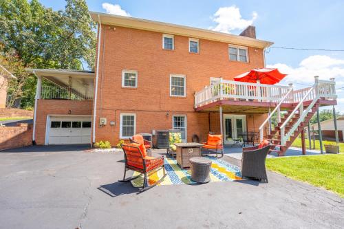 Kert, Martinsville Gem - Fireplace, Pets, Near the Park in Martinsville