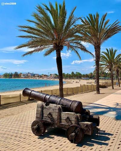 Nabij attractie, MILENI 1 1 4 2 Roses in El Mas Mates