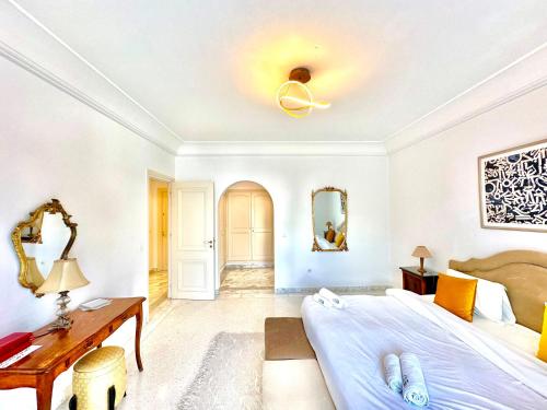 Iekārtas, Safran II Appartement très central avec Terrasse à la Marsa (Safran II Appartement tres central avec Terrasse a la Marsa) in Carthage