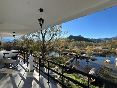 Lux Apartment Sunset in Virpazar