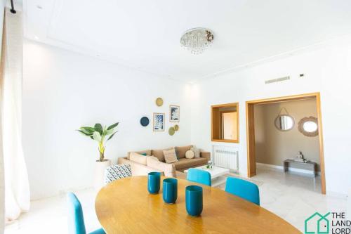 Équipements, Le panorama aux jardin de Carthage in Jardins De Carthage