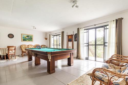 Chácara Privativa com Quadra de Beach Tennis (Chacara Privativa com Quadra de Beach Tennis) in กัมโป ลาร์โก