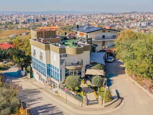 Jata Hotel, Tirana