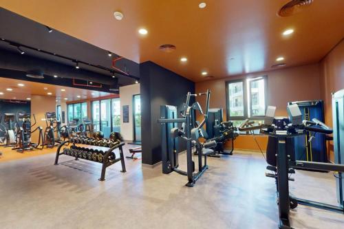 Fitness center, Locations l Sophisticated 1 Bed l Private Beach l Pool Gym near Bungalo34