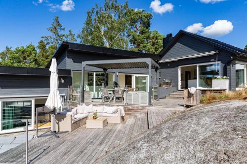 Viesnīcas āriene, Archipelago Villa With Private Padel court & dock in Ingaro