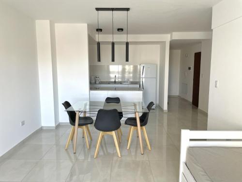 Zeta Inn - Departamentos en pleno centro - Neuquén Capital (Zeta Inn - Departamentos en pleno centro - Neuquen Capital) in Neuquen