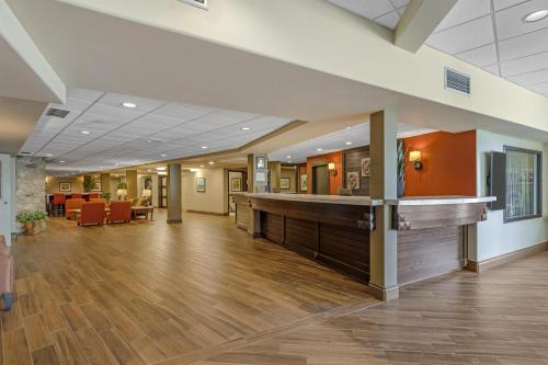 avla, Best Western Plus Stoneridge Inn & Conference Centre in Tempo