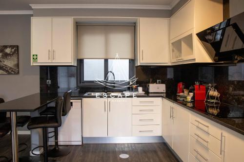 Cottage Bela Vista by Escape to Madeira in เซโดรส