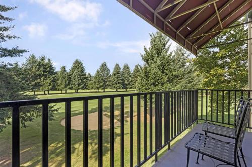 Best Western Plus Plaza by the Green - image 6
