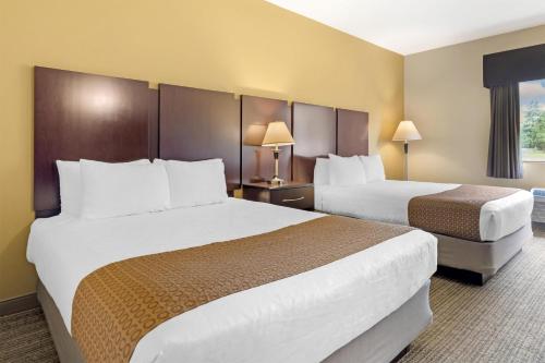 Best Western Plus Plaza by the Green - image 6