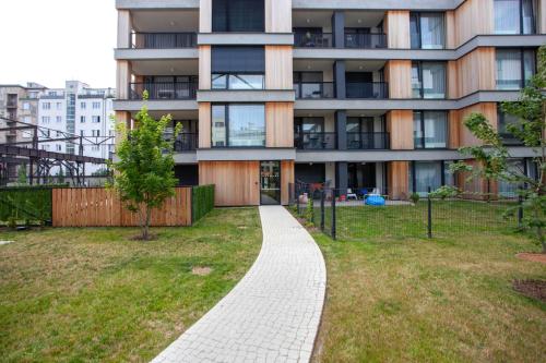 Blueground Prague 7 furnished close to offices PRG-12 - image 3