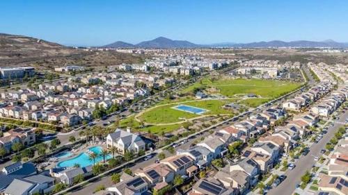 4 Bed Large House in San Diego Amazing Amenities in Ocean View Hills