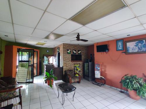 Hotel en Santa Ana 3