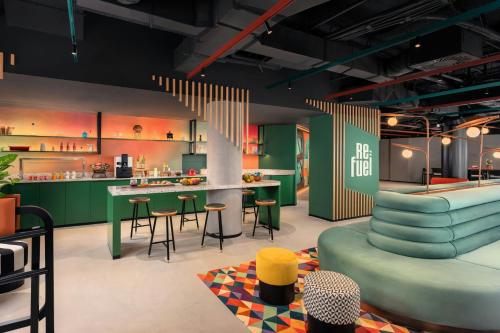 Aloft Madrid Gran Via - image 13