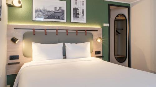 1 double bed
