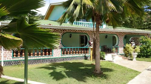 Villa Bedier Self-catering Apartments - Tap to explore photos
