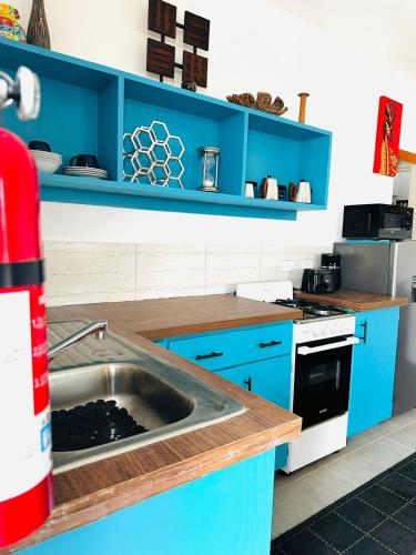 Kitchen, Coral Sea View Vacation Rental in Apple Hall