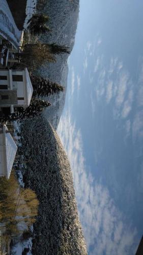 Mountain View Apartments in คาลาไรทา