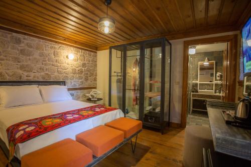 Charme Hotel Room Type - Standard Double Room