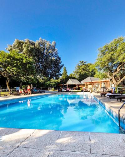 HOWARD JOHNSON INN VILLA GENERAL BELGRANO - Santa Rosa De Calamuchita HOWARD JOHNSON INN VILLA GENERAL BELGRANO - Santa Rosa De Calamuchita