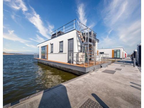 Bright Base with Coastal Access in Ribnitz-Damgarten, Deutschland