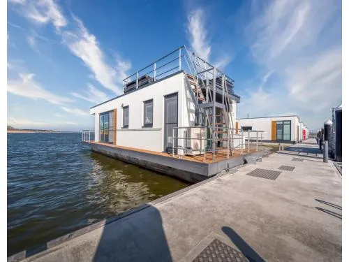 Bright Base with Coastal Access in Ribnitz-Damgarten, Deutschland