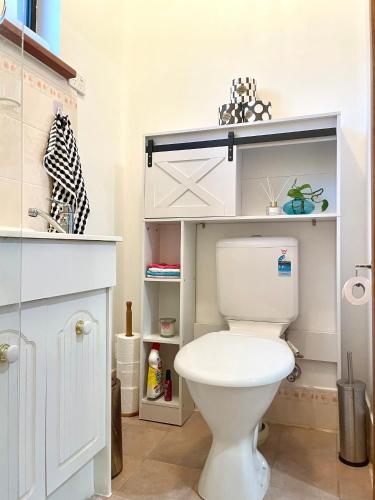 Guest suite in Elizabeth North in Elizabeth