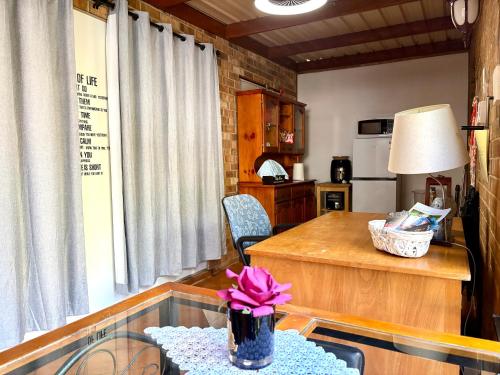 Guest suite in Elizabeth North in Elizabeth