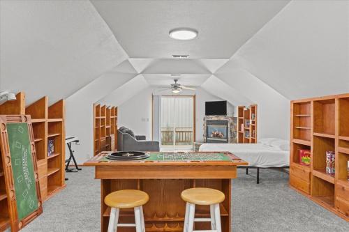 The Clubhouse in Hillcrest