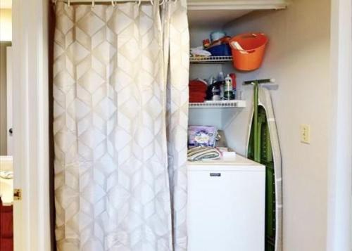 Pristine 2 Bed Condo Steps from Free Beach Access - image 21